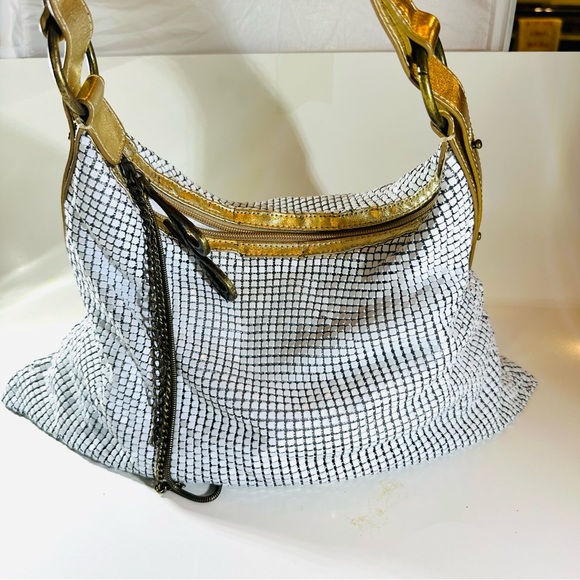 Big beautiful, gently loved white chain, male handbag gold accents strap by J Lo - Picture 5 of 9